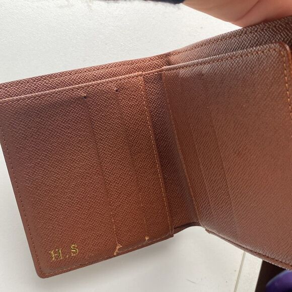 Louis Vuitton Monogram Wallet - Picture 11 of 16